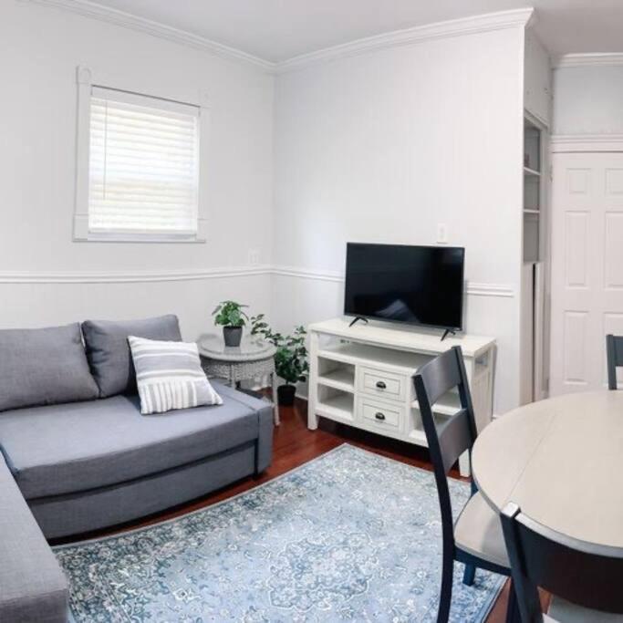 Historic Peaceful Apartment New Haven Esterno foto