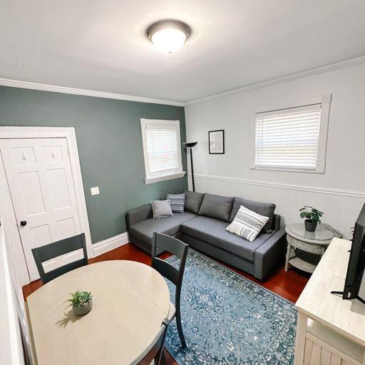 Historic Peaceful Apartment New Haven Esterno foto