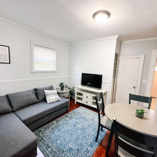 Historic Peaceful Apartment New Haven Esterno foto